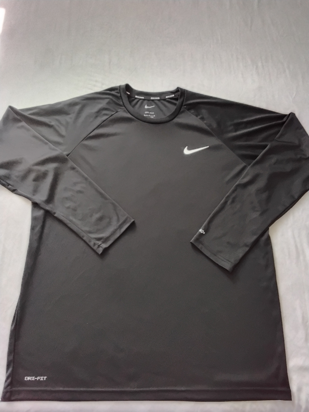 Nike Men’s Black Dri-FIT Long Sleeve Performance Shirt